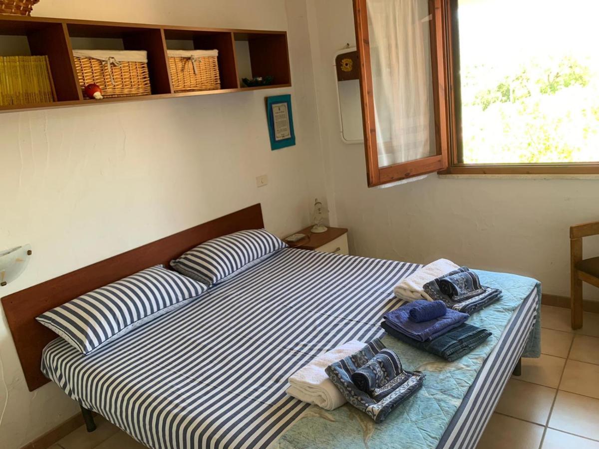 Casa Marina Lägenhet Villasimius Exteriör bild